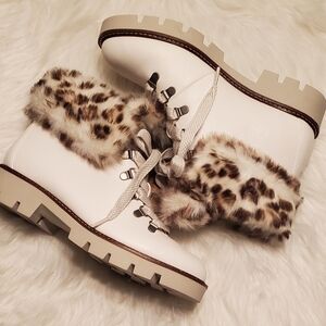 White Mountain Glamorous Faux Fur Leopard Lace Up Ankle Boots In White Size 10